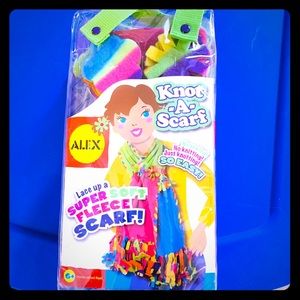 ALEX Knot a Scarf craft kit
